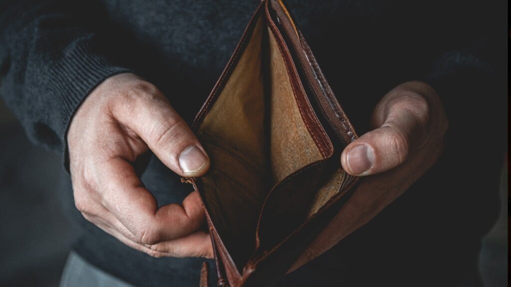 AI-Crafted Crypto Wallet Drainer Bypasses Security Tools, Empties Balances Fast AI-Crafted Crypto Wallet Drainer Bypasses Security Tools, Empties Balances Fast